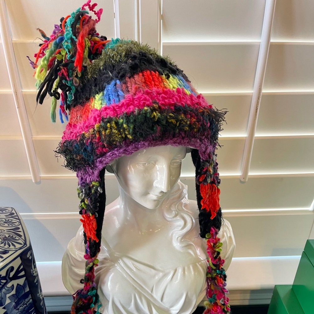 Steve Madden Knit Tassel Pom-Pom Toboggan Hat and Matching Gloves